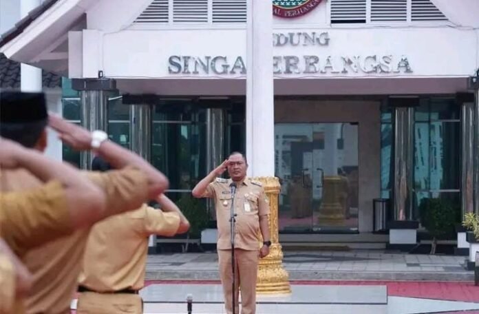 Pimpin Apel Pagi, Wakil Bupati Karawang Minta ASN Responsif Hadapi Dampak Banjir