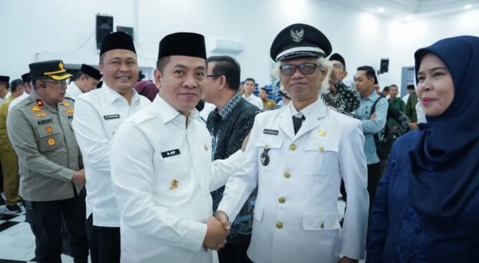 Bupati Aep Lantik 9 Kades Hasil Pilkades Digital